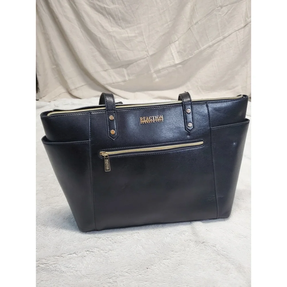 Kenneth Cole Reaction Black Laptop Computer Large Bag Tote Classic Minimalist